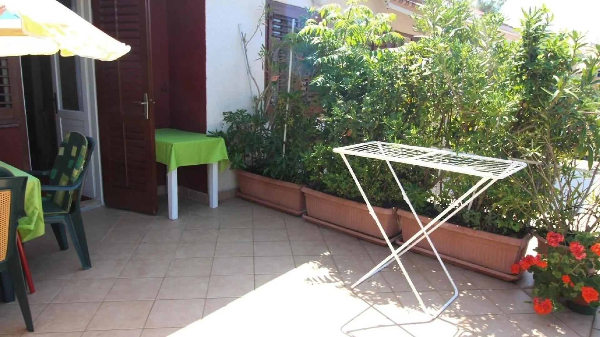 Apartment Ferienwohnung Fuer 3 Personen Ca 50 M In Silo, Adriakueste Kroatien Kroatische Inseln - B44380
