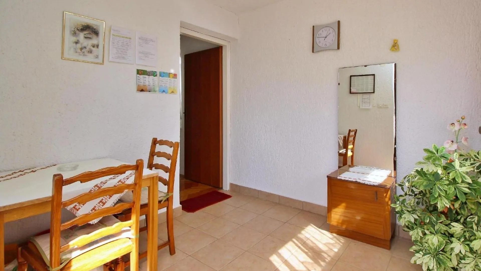 Ferienwohnung Fuer 3 Personen Ca 50 M In Silo, Adriakueste Kroatien Kroatische Inseln - B44380 Apartment