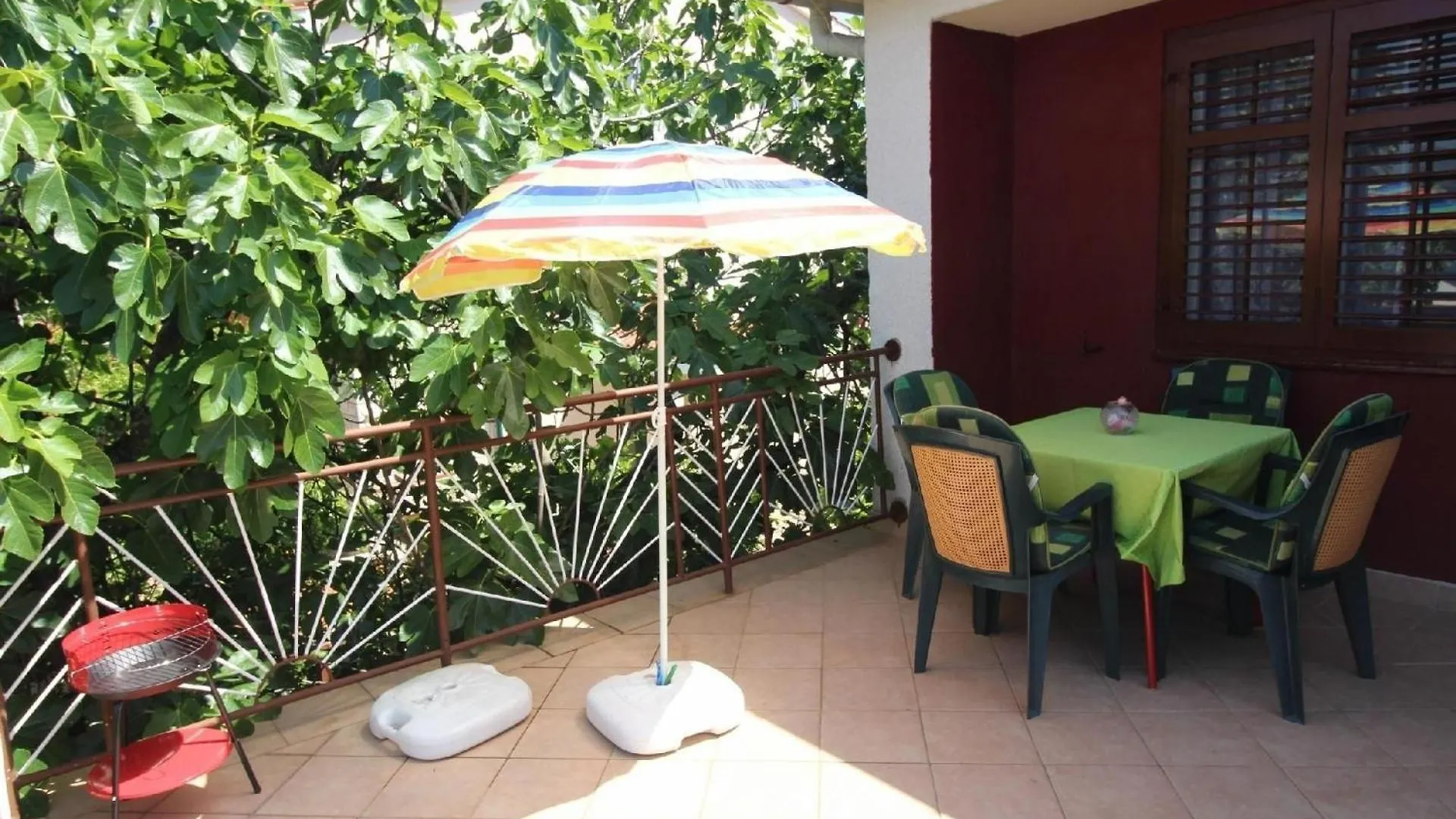 Ferienwohnung Fuer 3 Personen Ca 50 M In Silo, Adriakueste Kroatien Kroatische Inseln - B44380 0*, Šilo